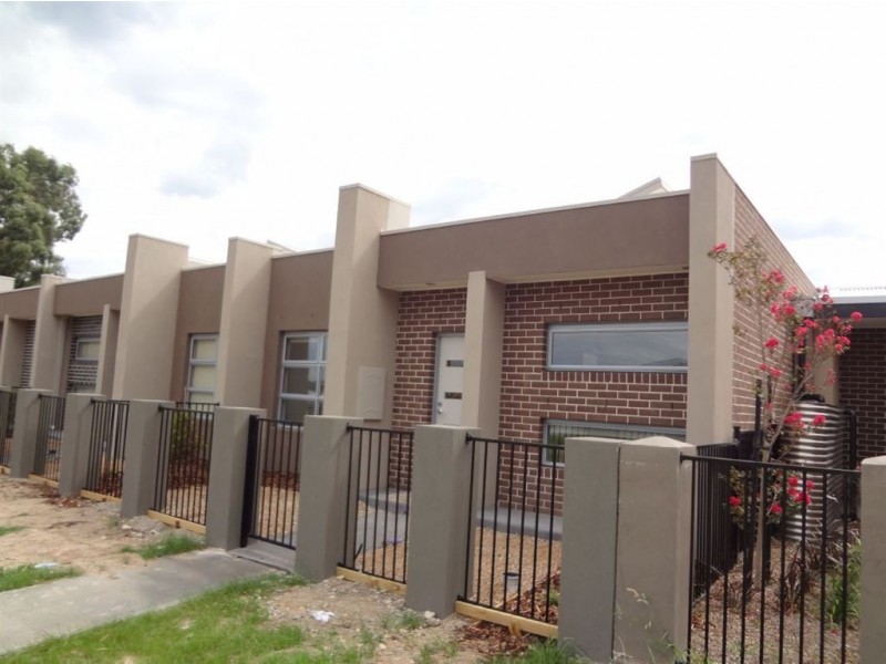 5 Landsby Lane, Dandenong VIC 3175