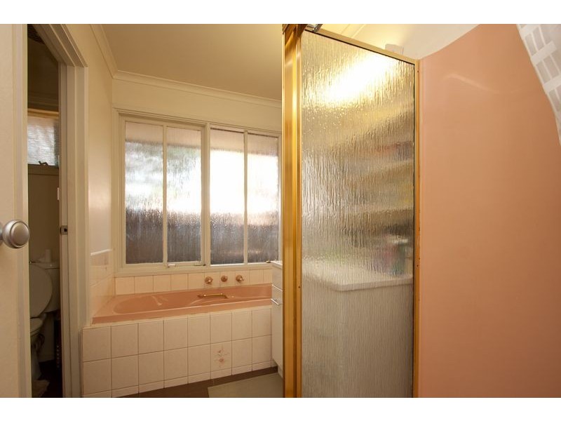 2 Woodview Court, Dandenong North VIC 3175