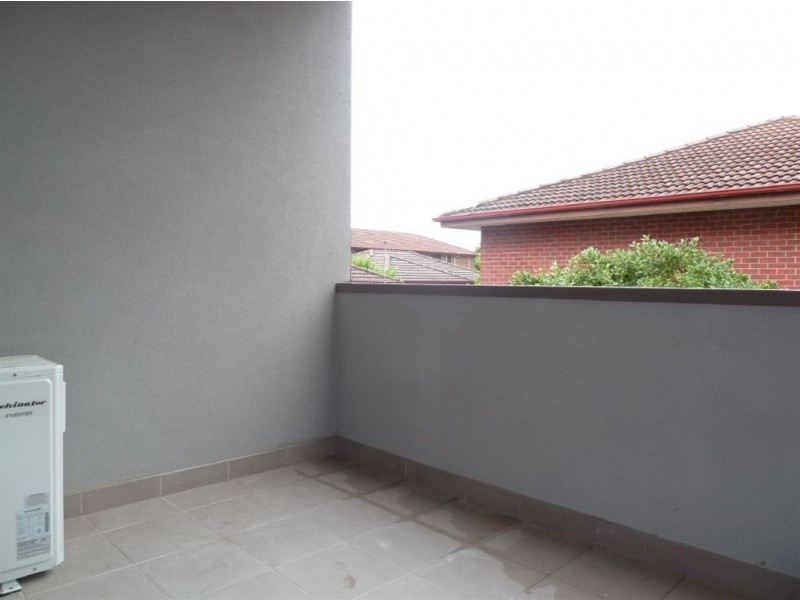 5/19 Close Avenue, Dandenong VIC 3175