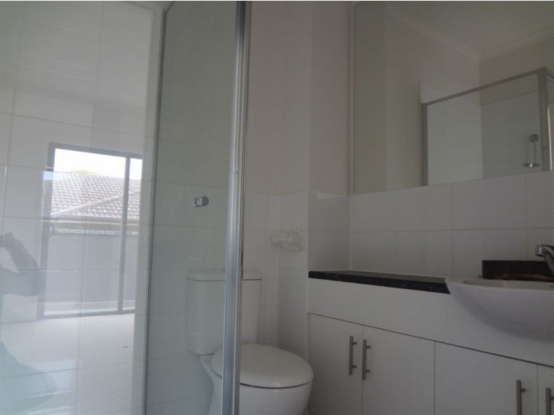 3/19 Close Avenue, Dandenong VIC 3175
