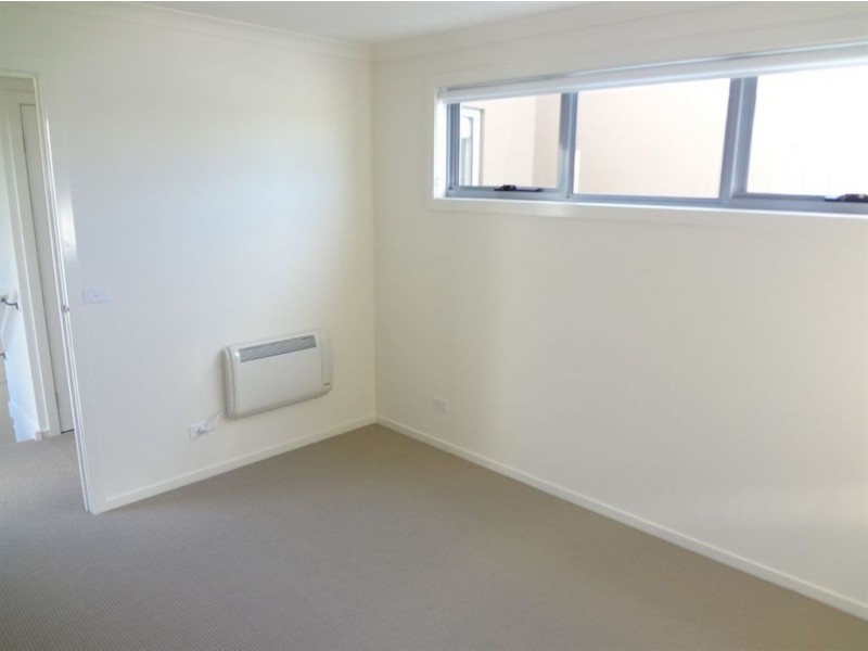 9 Connell Lane, Dandenong VIC 3175