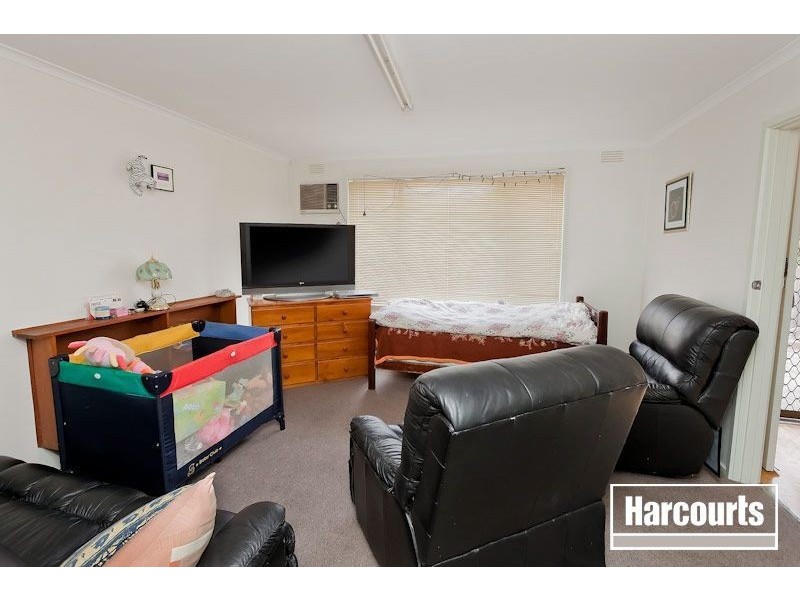 1/60 King George Parade, Dandenong VIC 3175