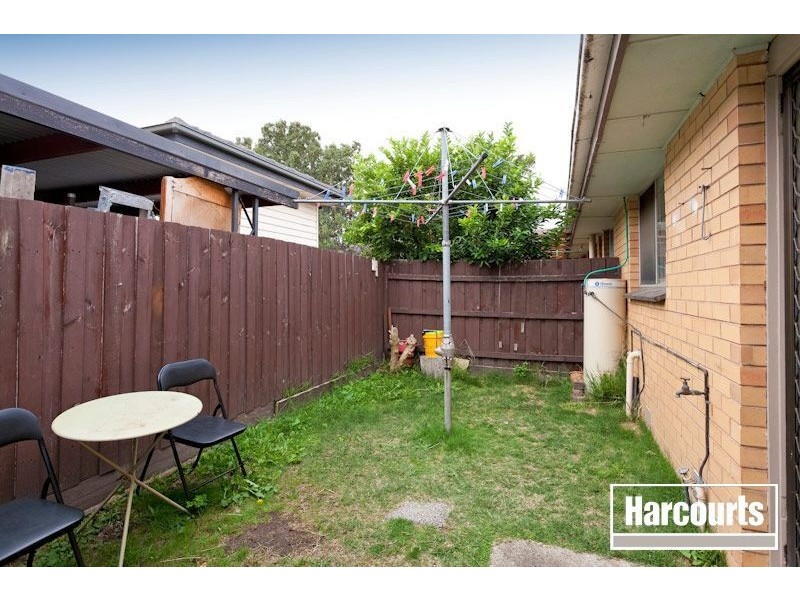 1/60 King George Parade, Dandenong VIC 3175