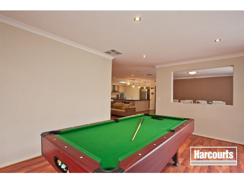 156 Paterson Drive, Lynbrook VIC 3975