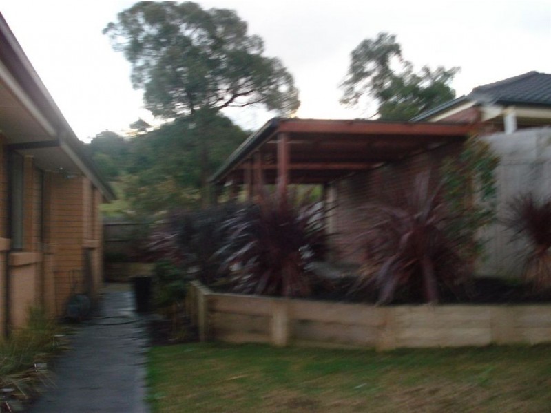 1 Sacha Drive, Pakenham VIC 3810