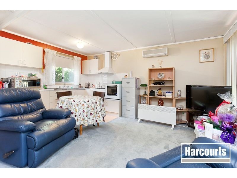 2/13 Oswald Street, Dandenong VIC 3175