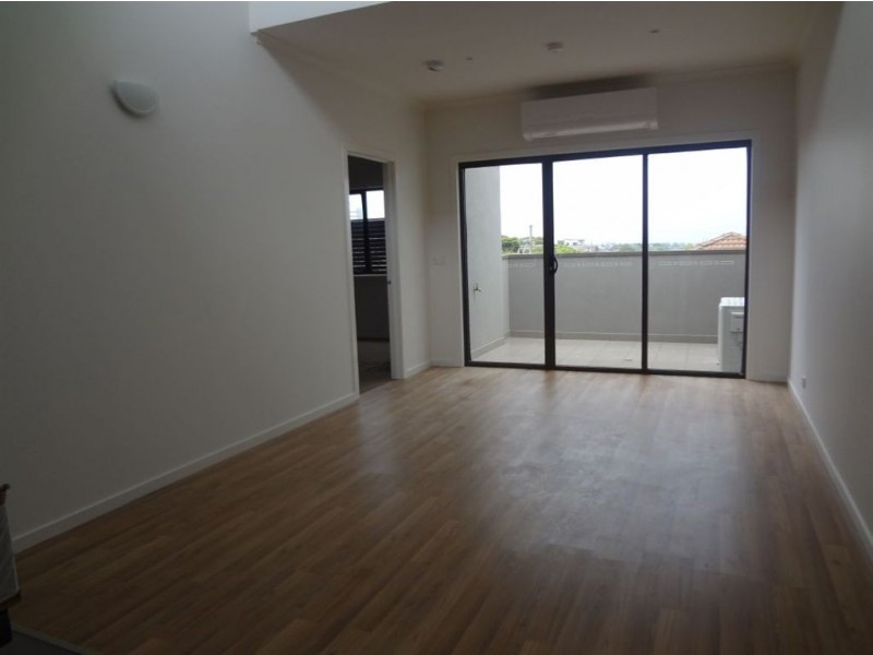12/19 Close Avenue, Dandenong VIC 3175