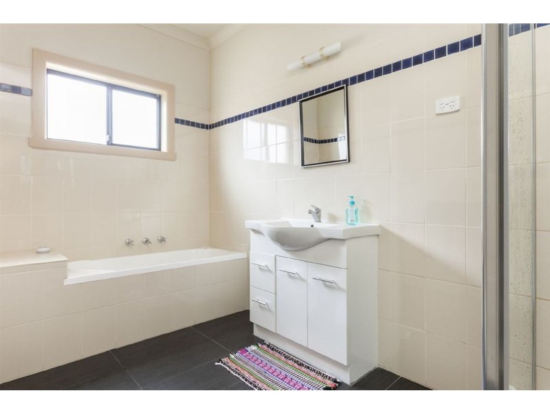 4 Hopetoun Street, Dandenong VIC 3175