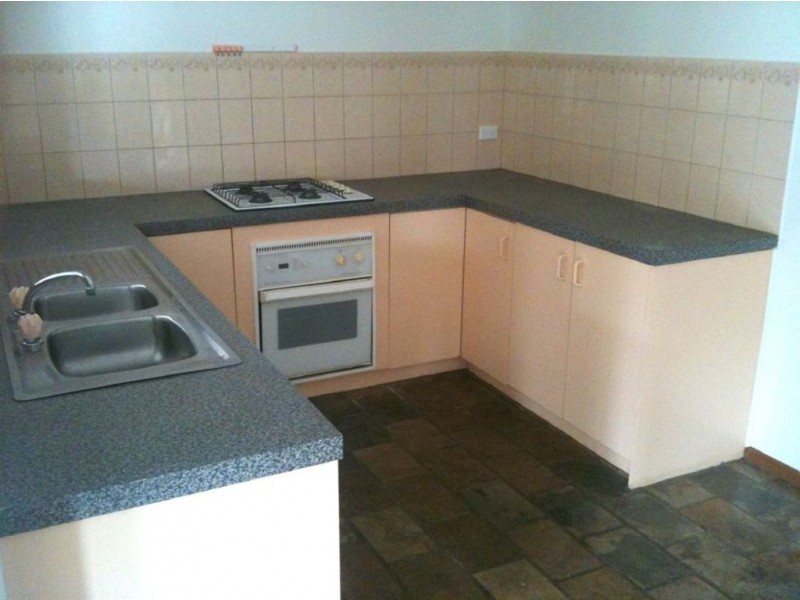 11 Cornell Place, Hampton Park VIC 3976