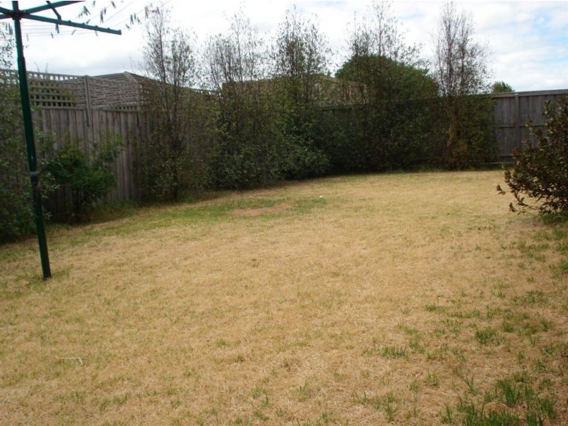 44 Golden Grove Drive, Narre Warren South VIC 3805