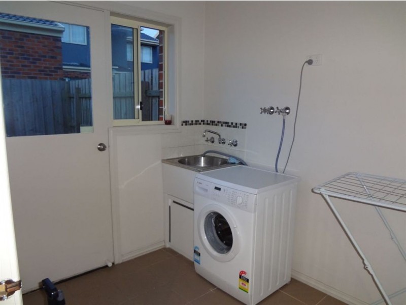6/63 Potter Street, Dandenong VIC 3175