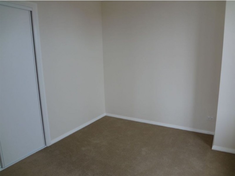 2/5 Holmes Street, Noble Park VIC 3174