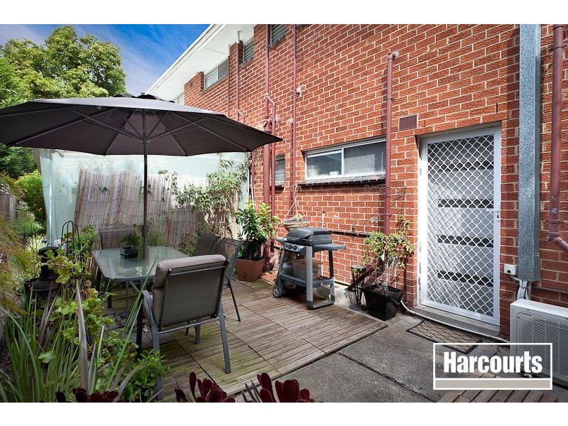 2/16 Stud Road, Dandenong VIC 3175