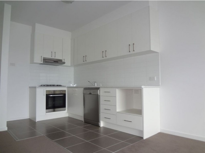 15/3-5 Hutton Street, Dandenong VIC 3175