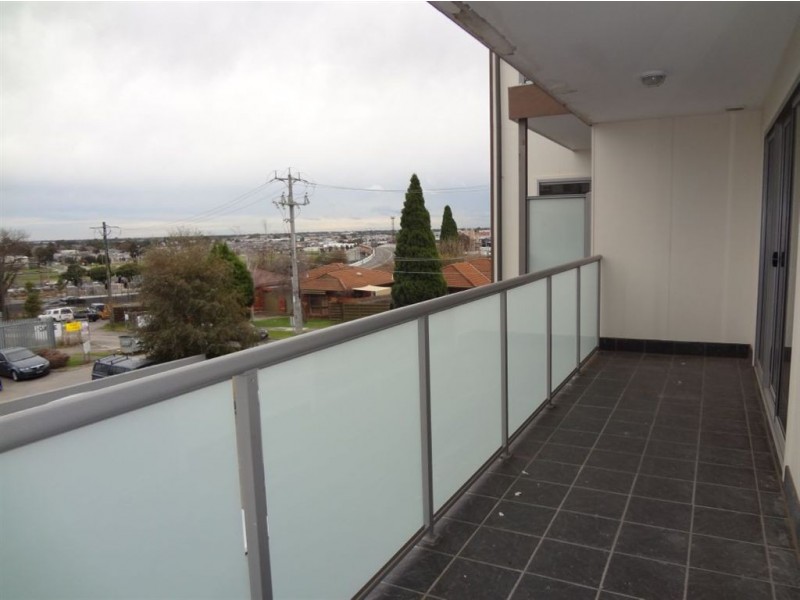 15/3-5 Hutton Street, Dandenong VIC 3175