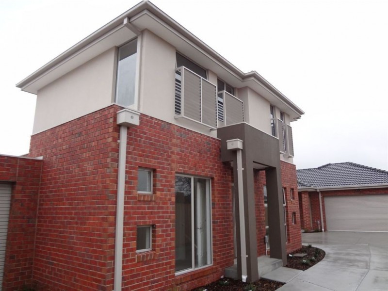 2/5 Holmes Street, Noble Park VIC 3174