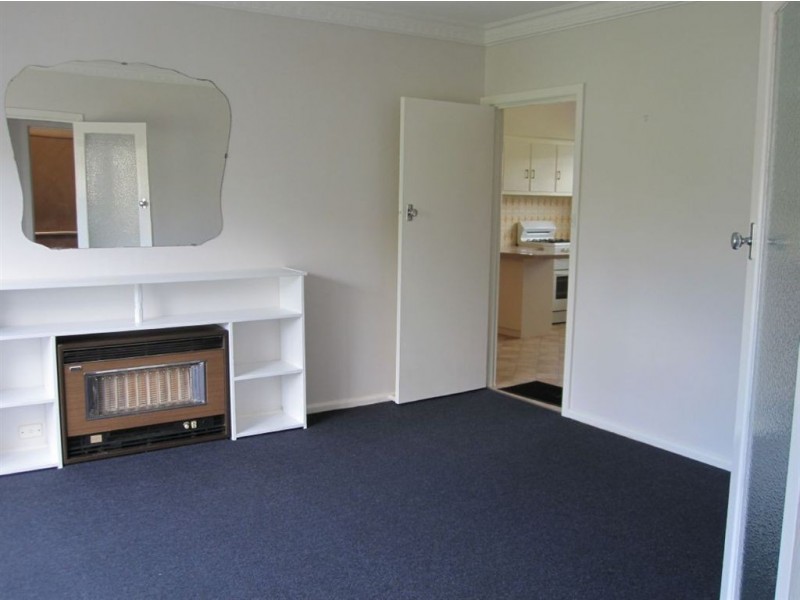 8 Phillip Street, Dandenong VIC 3175