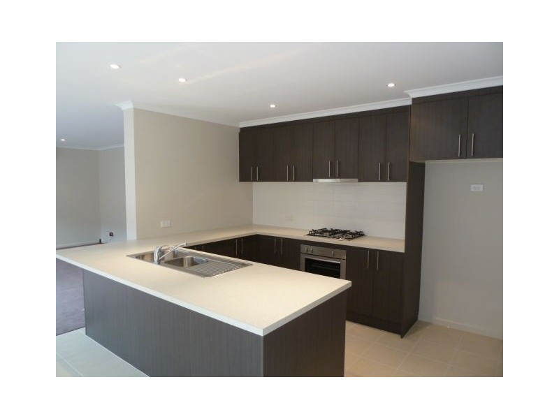 32 Steven Street, Dandenong VIC 3175