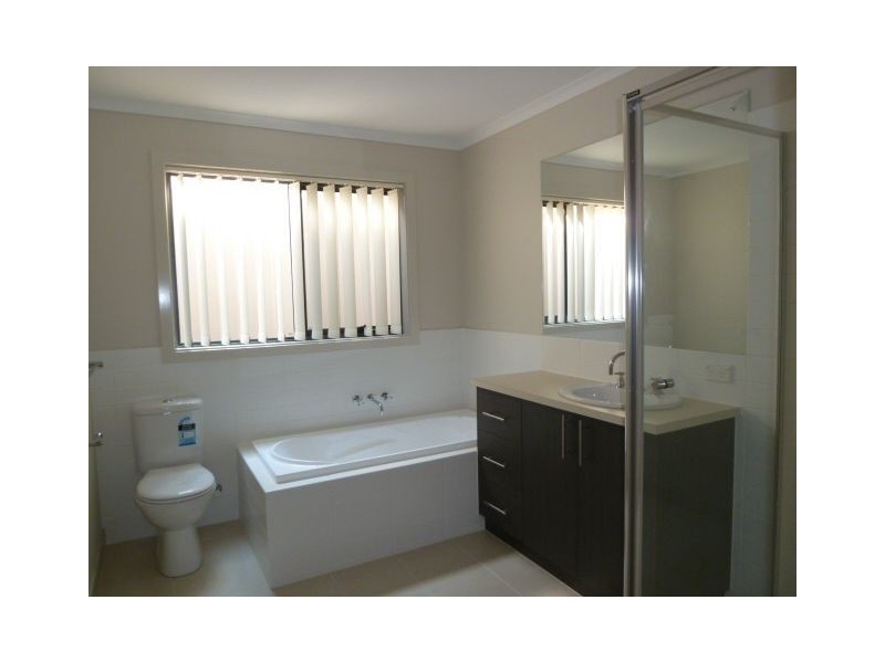 32 Steven Street, Dandenong VIC 3175