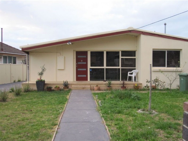 1/7 Koonalda Grove, Dandenong North VIC 3175