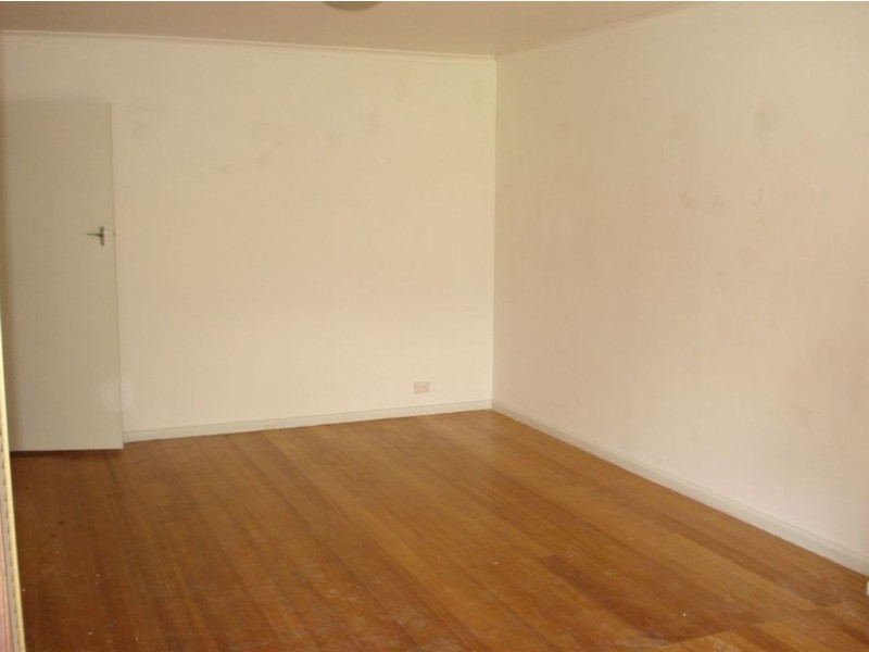 1/30 Cornwall Street, Hallam VIC 3803