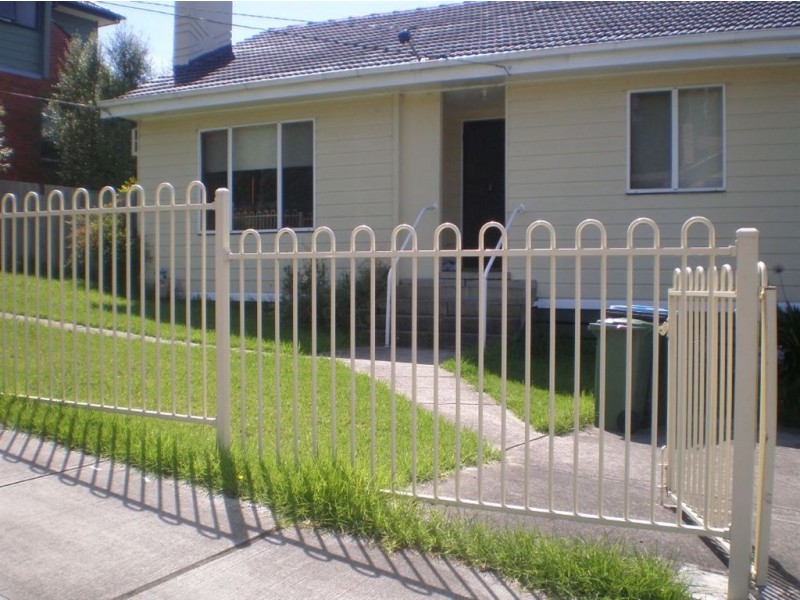 2 Almond Drive, Doveton VIC 3177