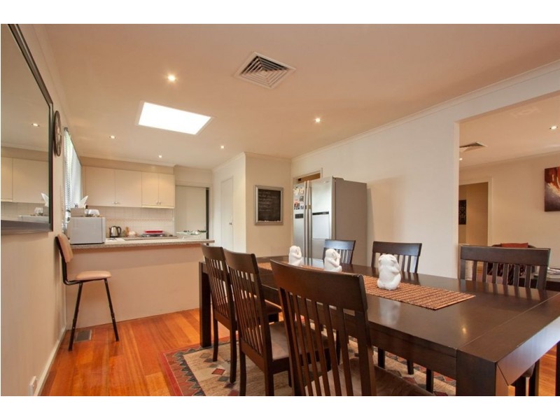 2 Woodview Court, Dandenong North VIC 3175