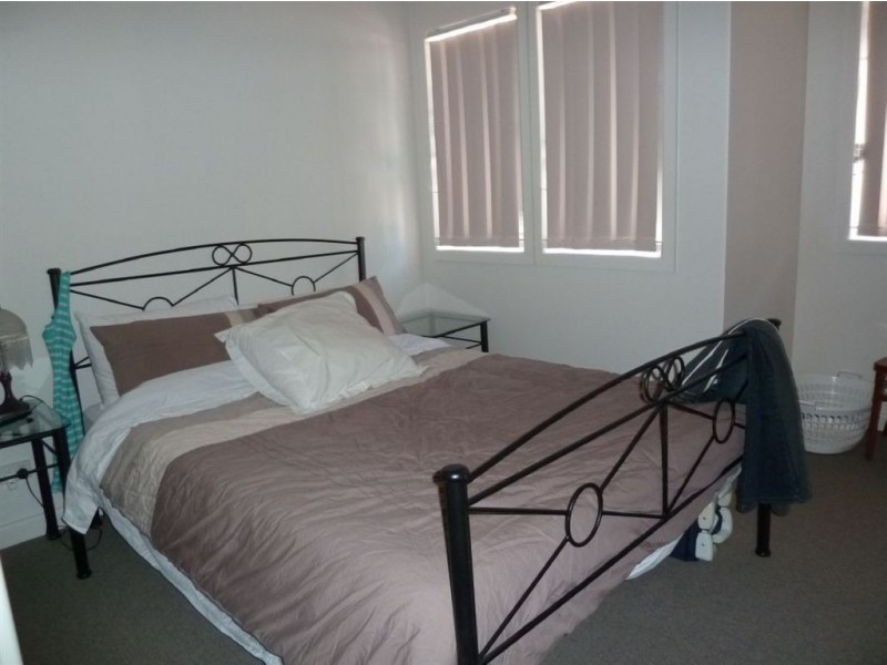 14/4 Young Road, Hallam VIC 3803