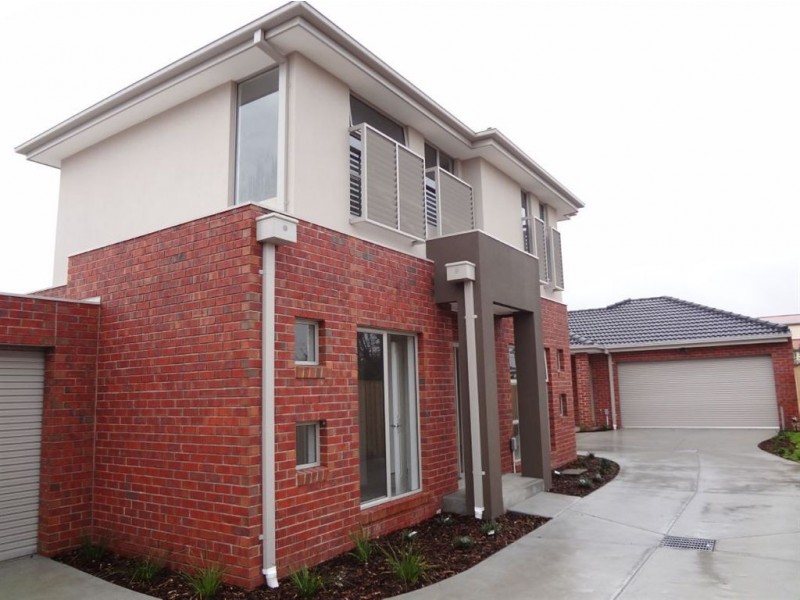 2/5 Holmes Street, Noble Park VIC 3174