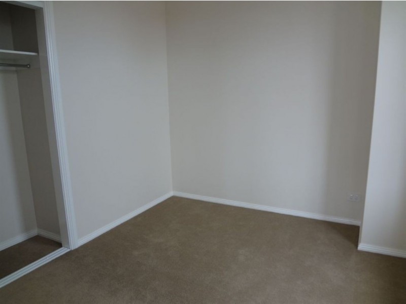 2/5 Holmes Street, Noble Park VIC 3174