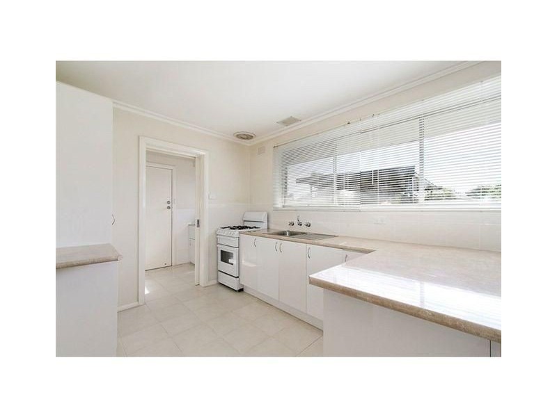 2/24 William Avenue, Hallam VIC 3803