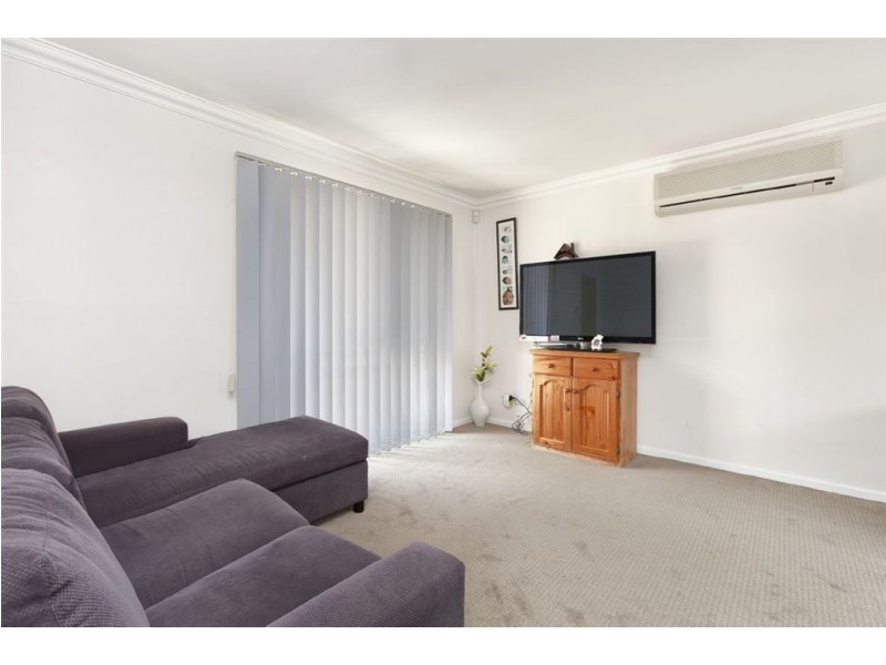 2/31 Canbera Avenue, Dandenong VIC 3175