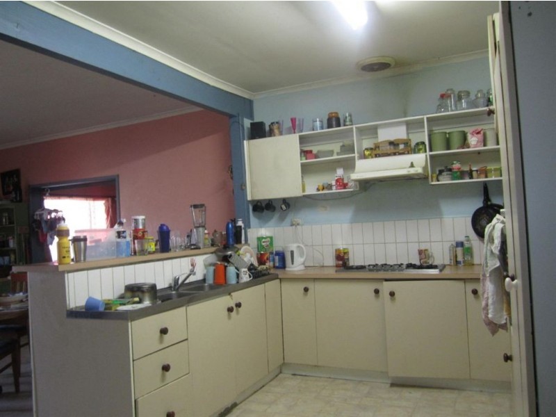 2 Burrows Avenue, Dandenong VIC 3175