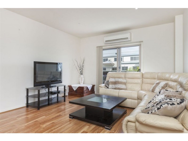 24/2-4 Hutton Street, Dandenong VIC 3175