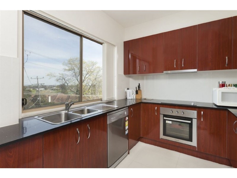 24/2-4 Hutton Street, Dandenong VIC 3175