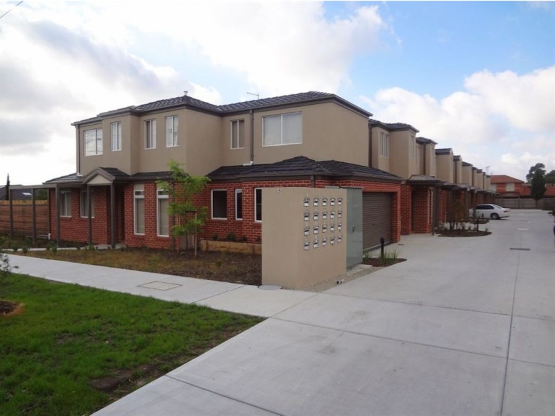 14/4 Young Road, Hallam VIC 3803