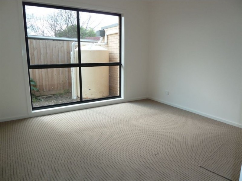 2/40 Liquidamber, Doveton VIC 3177