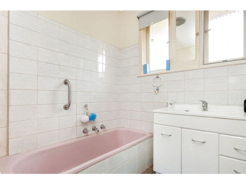 2 Allandale Road, Mentone VIC 3194