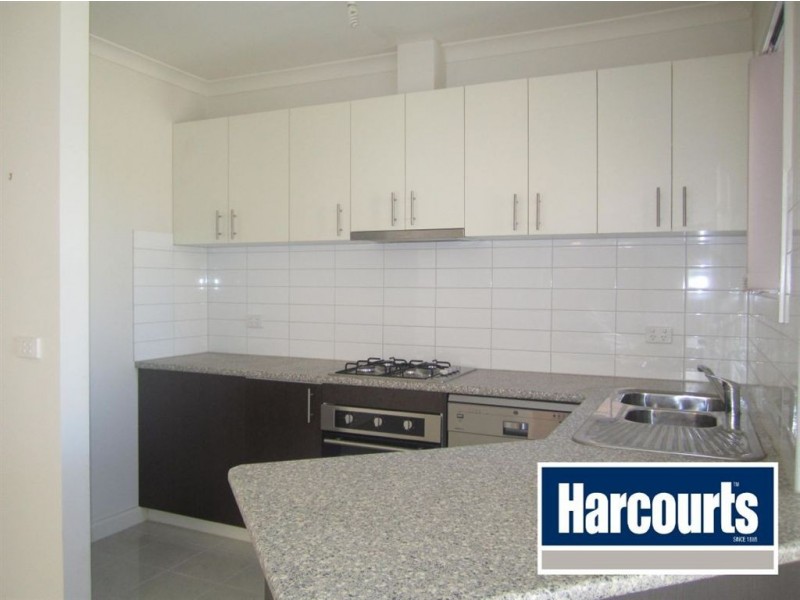 14/4 Young Road, Hallam VIC 3803