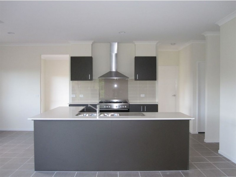 44 Kyla Avenue, Dandenong VIC 3175