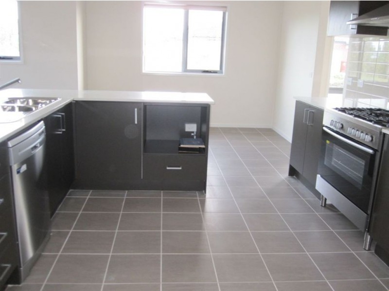 44 Kyla Avenue, Dandenong VIC 3175