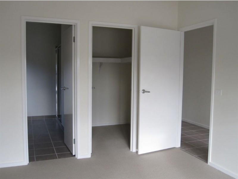 44 Kyla Avenue, Dandenong VIC 3175