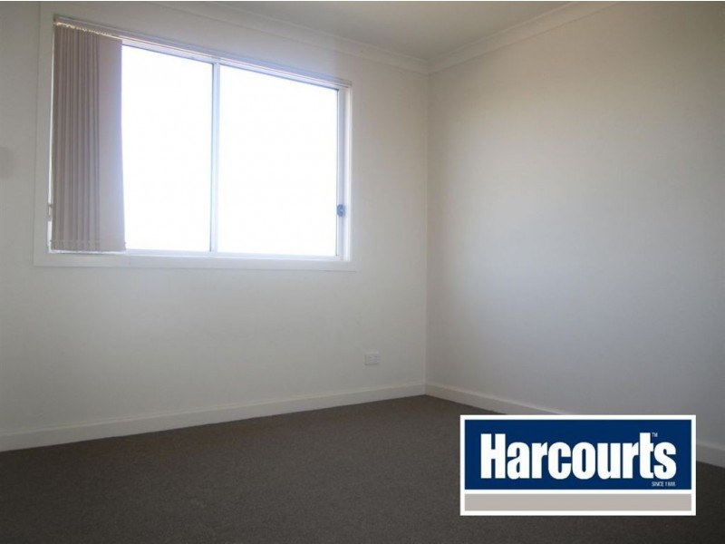 14/4 Young Road, Hallam VIC 3803