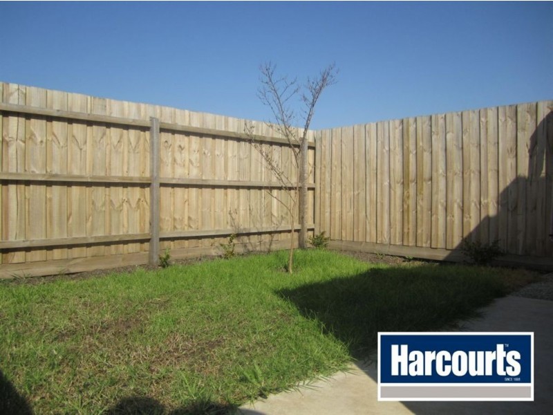 14/4 Young Road, Hallam VIC 3803