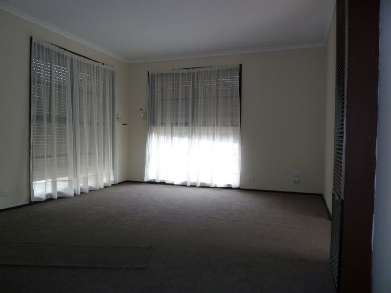 23 Blaxland Drive, Dandenong North VIC 3175