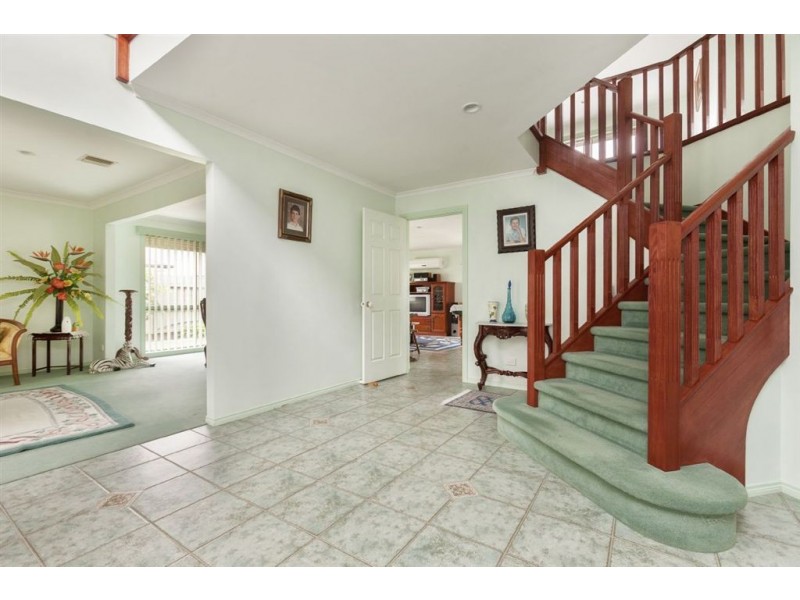 6 Lyall Court, Dandenong North VIC 3175