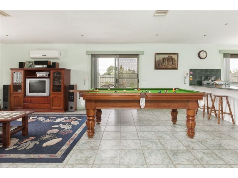 6 Lyall Court, Dandenong North VIC 3175
