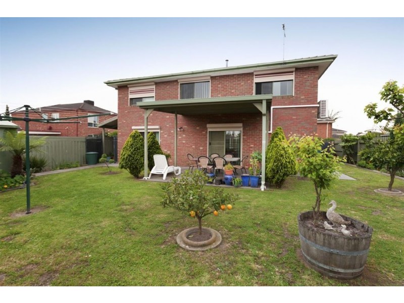 6 Lyall Court, Dandenong North VIC 3175