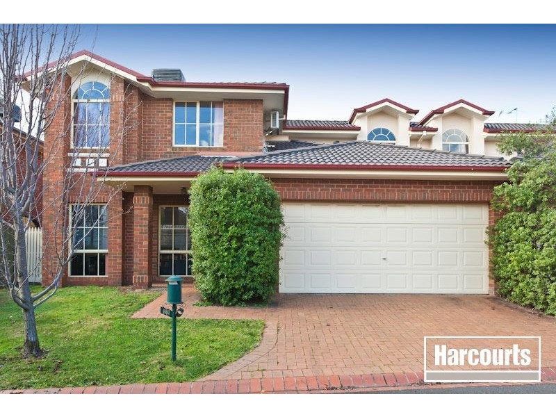 22 Illowra Walk, Blackburn South VIC 3130