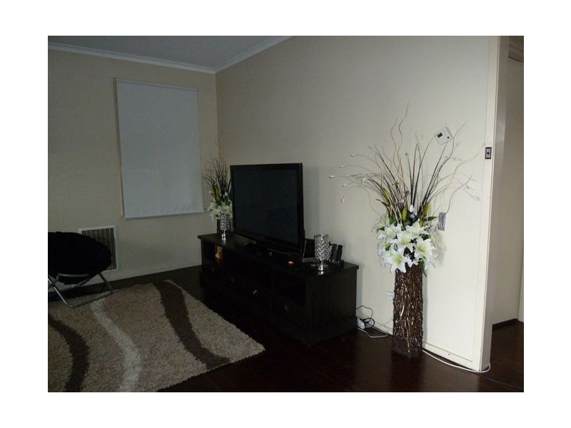 1/40 Liquidamber Street, Doveton VIC 3177